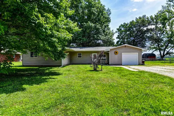 214 S Parker Street, Taylorville, IL 62568
