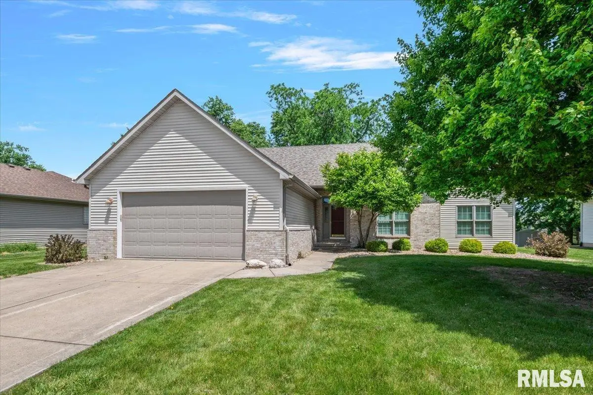 114 Winter Park Drive, Chatham, IL 62629 - #1