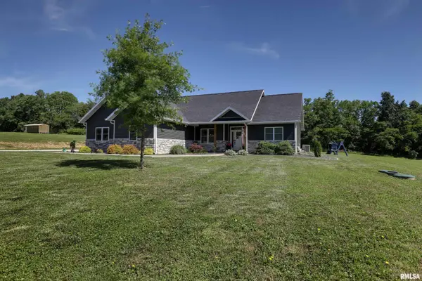 56900 Patriot Lane, New London, MO 63459