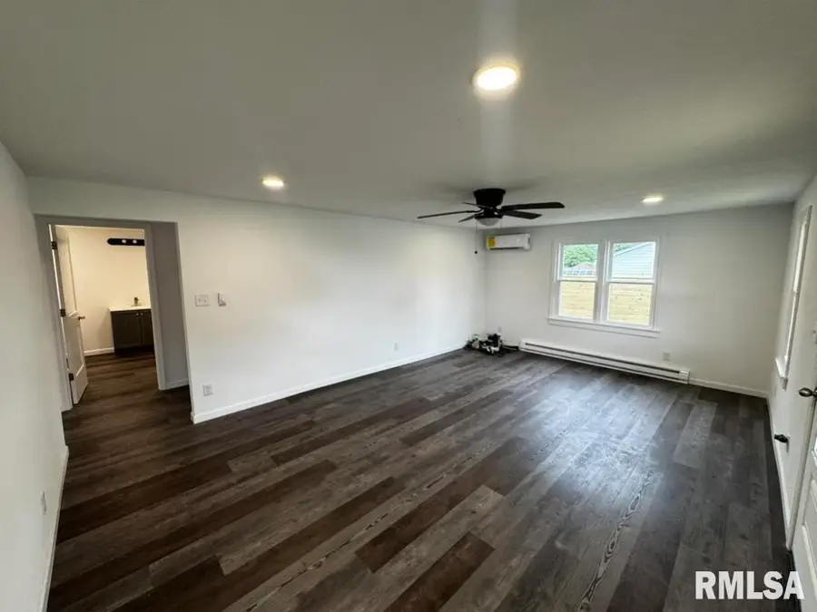 709 N Congress Street, Rushville, IL 62681 - #2