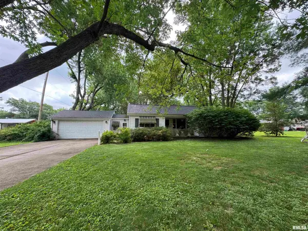 6924 Garden View Lane, Springfield, IL 62712