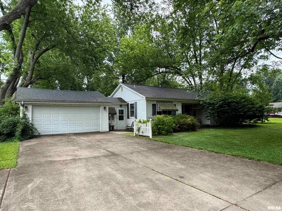 6924 Garden View Lane, Springfield, IL 62712 - #2