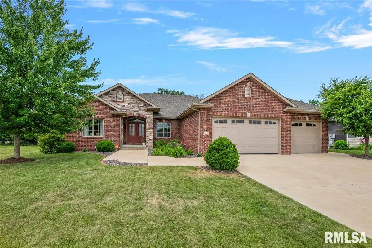 2009 Old Ironbridge Drive, Chatham, IL 62629 - #1