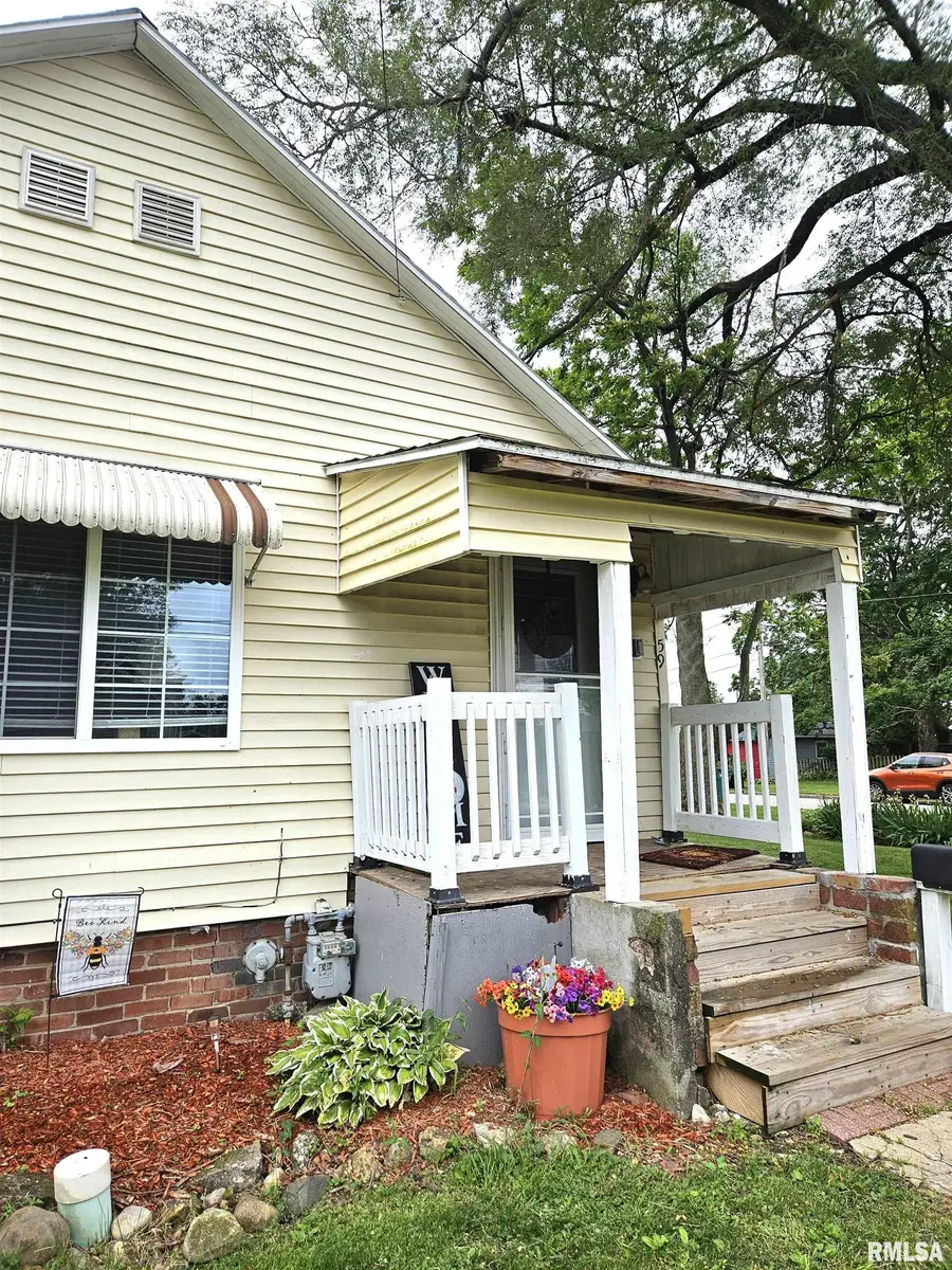 59 N Elm Street, Galesburg, IL 61401 - #3