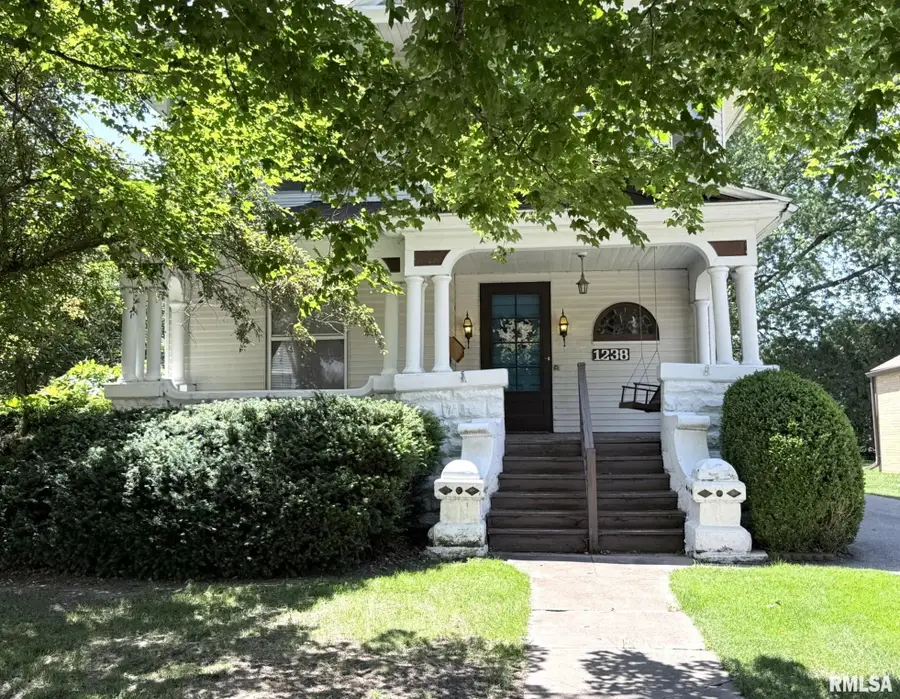1238 N Prairie Street, Galesburg, IL 61401 - #2
