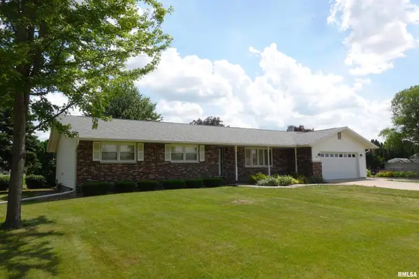 2060 W Losey Street, Galesburg, IL 61401