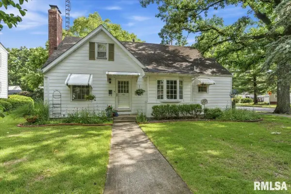 1501 Cook Street, Springfield, IL 62704