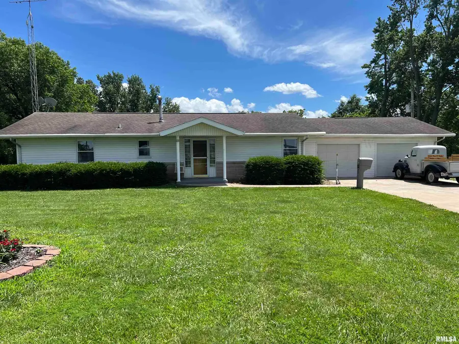 1985 Ladue Roads, Jacksonville, IL 62650 - #3