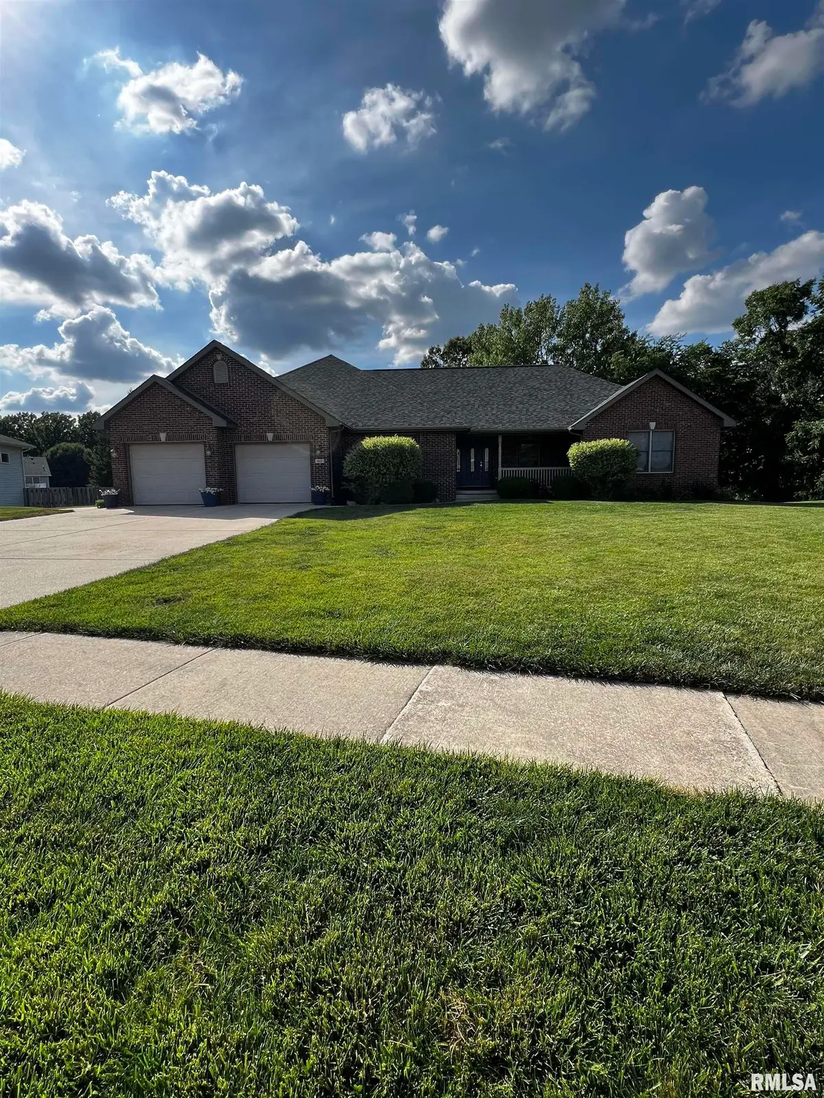 415 Spring Ridge Street, Rochester, IL 62563 - #1