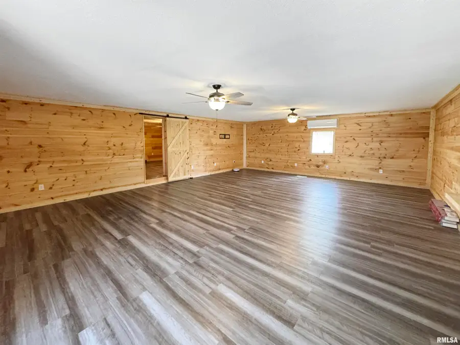 19 Grandview Drive, Versailles, IL 62378 - #2