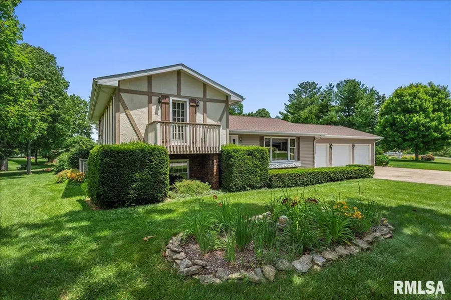 18 Oak Wind Road, Cantrall, IL 62625 - #2