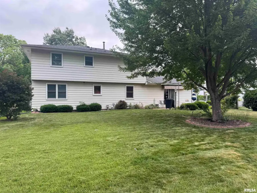 3117 Stonehill Drive, Springfield, IL 62704 - #2