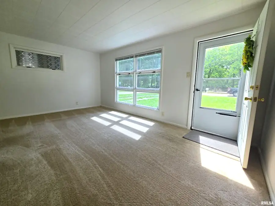 1913 S 12th Street, Quincy, IL 62301 - #3
