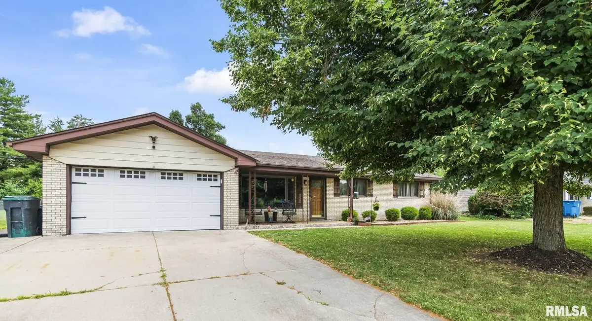 29 Birch Drive, Chatham, IL 62629 - #1