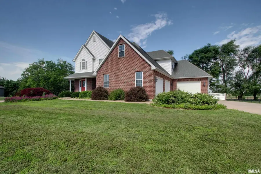 1922 S 46th Street, Quincy, IL 62305 - #2