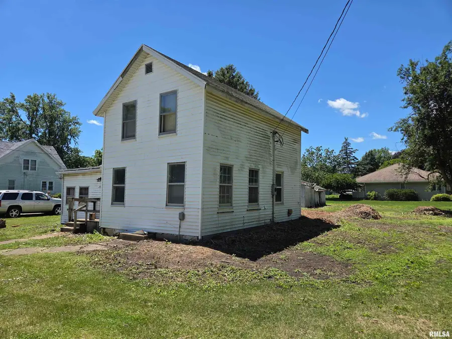 201 N Depot Street, Altona, IL 61414 - #2