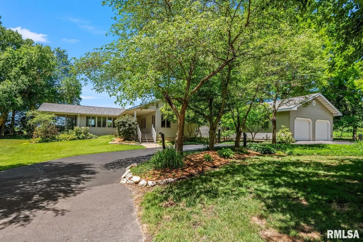 1529 Nursery Lane, Jacksonville, IL 62650 - #1