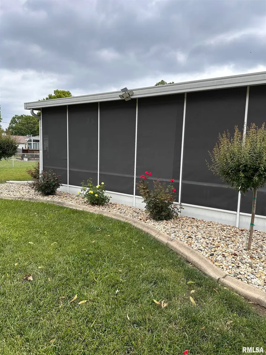 2309 Griffiths Avenue, Springfield, IL 62702 - #3