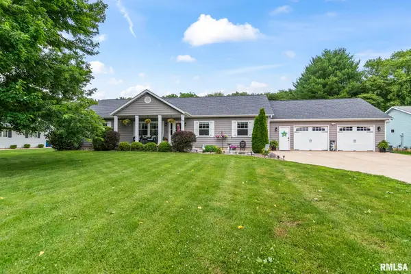 49 Aspen Road, Pleasant Plains, IL 62677