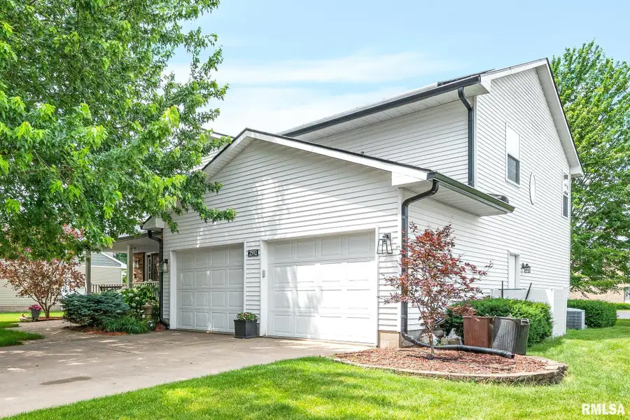 2592 Costa Drive, Galesburg, IL 61401 - #3