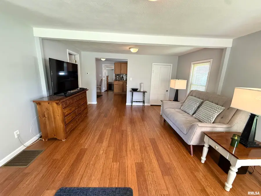 1304 S 20th Street, Quincy, IL 62301 - #3