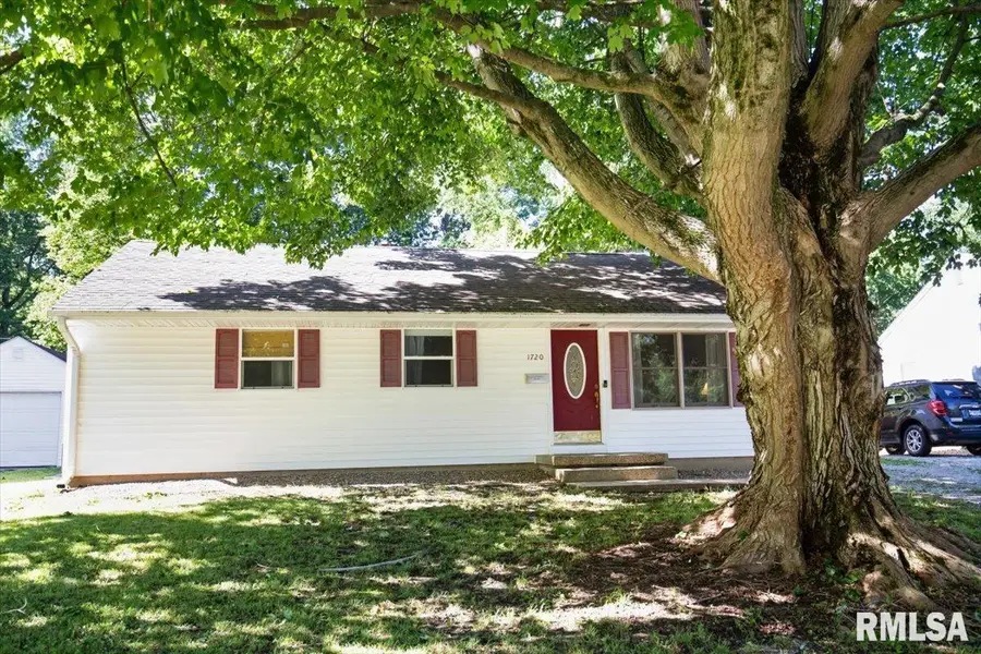 1720 W Glenn Avenue, Springfield, IL 62704 - #3