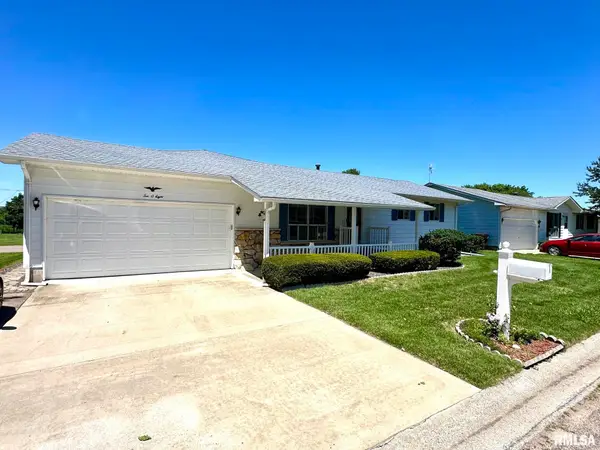 1008 W Coronado Street, Jacksonville, IL 62650