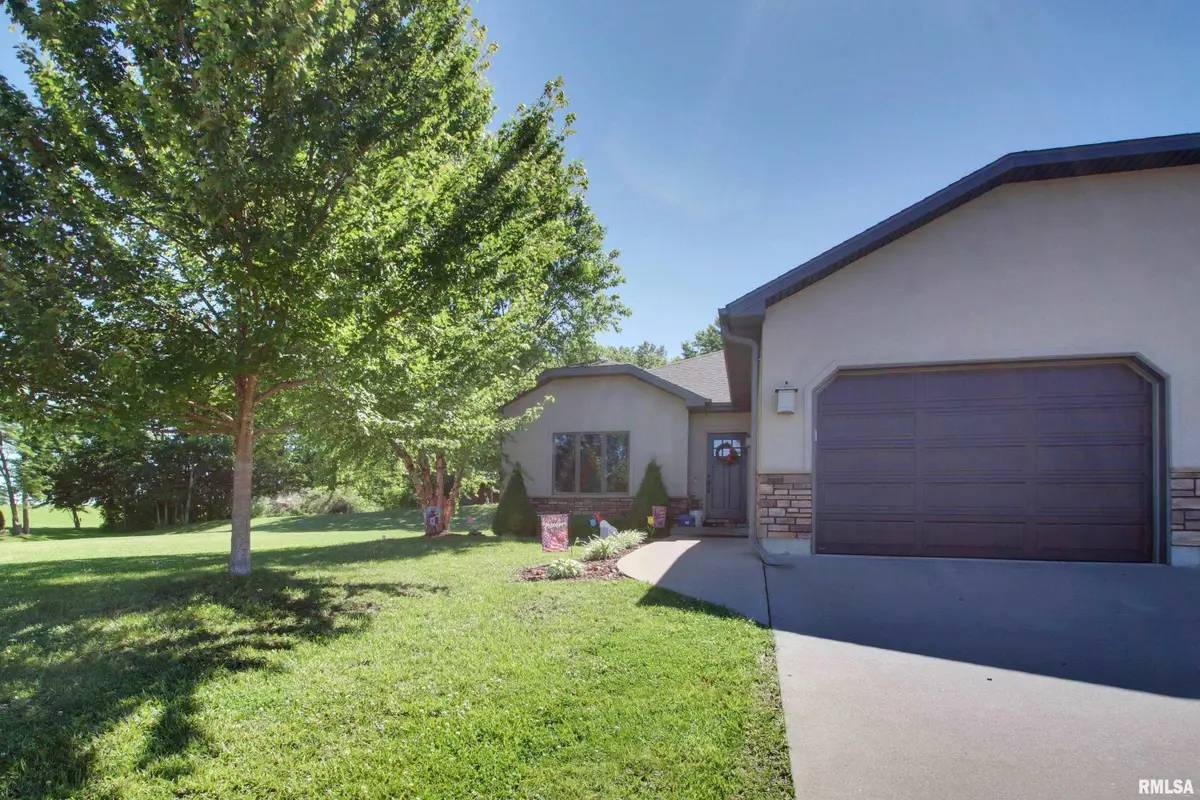 3020 Genevieve Drive, Quincy, IL 62305 - #1