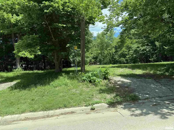 1829 W Cherry Road, Springfield, IL 62704