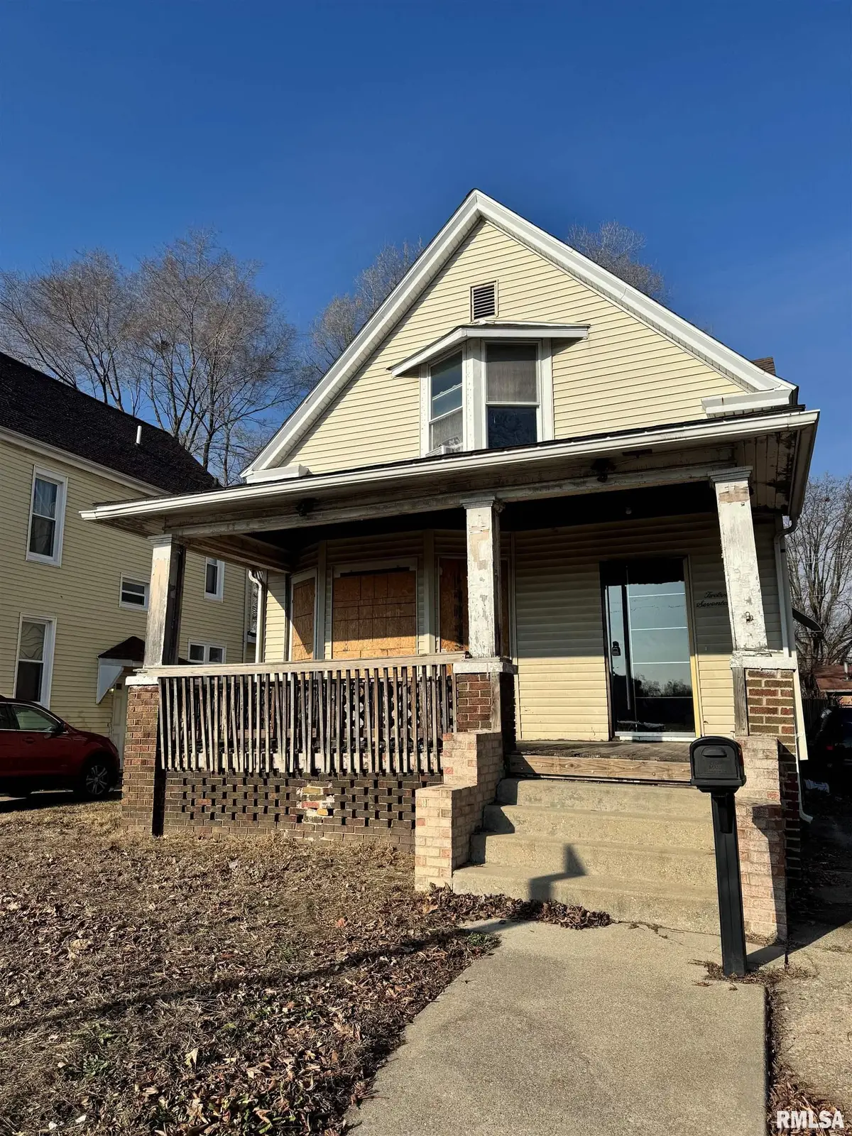 1217 E Converse Avenue, Springfield, IL 62702 - #1
