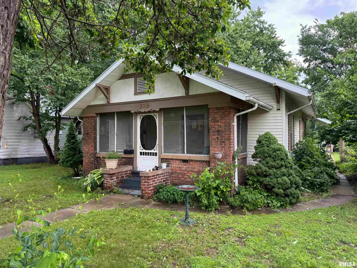 219 N Promenade Street, Havana, IL 62644 - #1