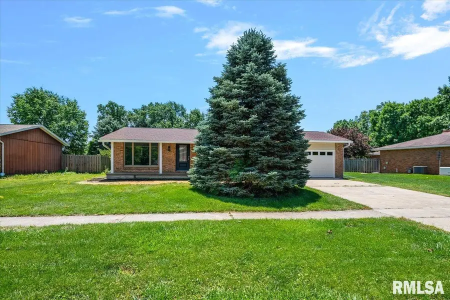 2320 Lindbergh Boulevard, Springfield, IL 62704 - #2