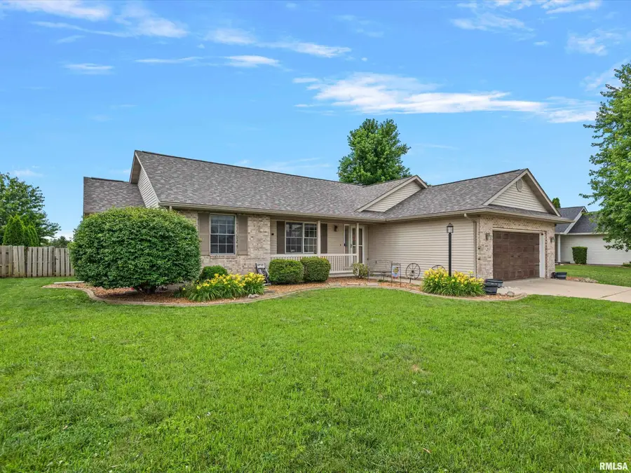 306 Osteen Lane, Chatham, IL 62629 - #3