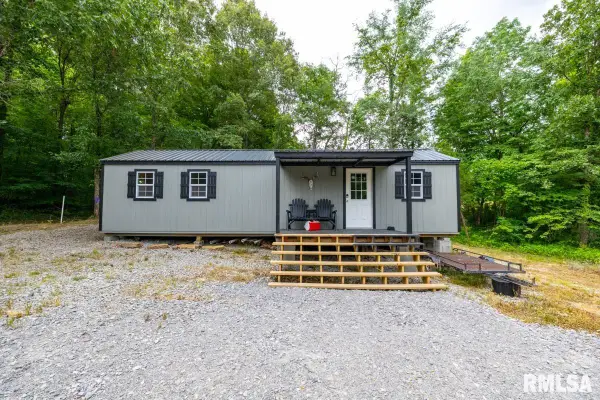 000 Grand Pierre Drive, Golconda, IL 62938