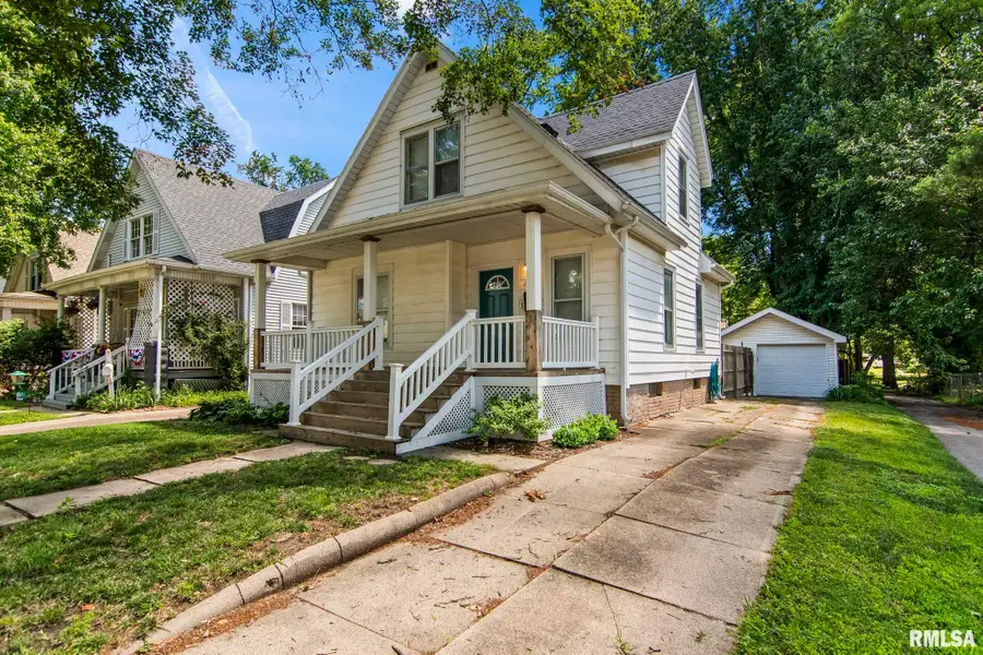 1032 N 2nd Street, Springfield, IL 62702 - #3