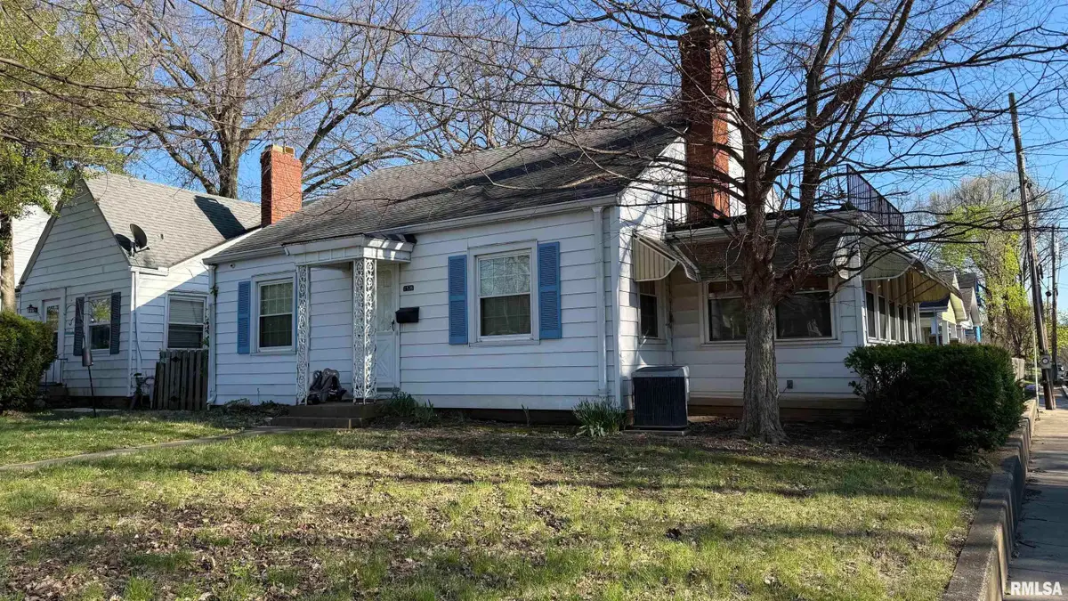 1528 W Lawrence Avenue, Springfield, IL 62704 - #1