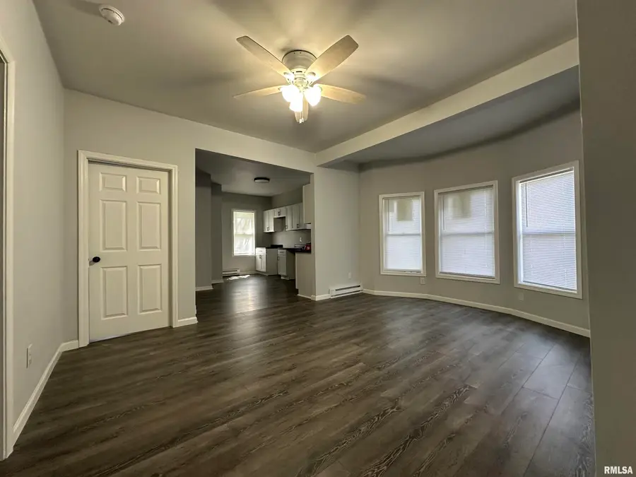 1514 S 8th Street, Springfield, IL 62703 - #2