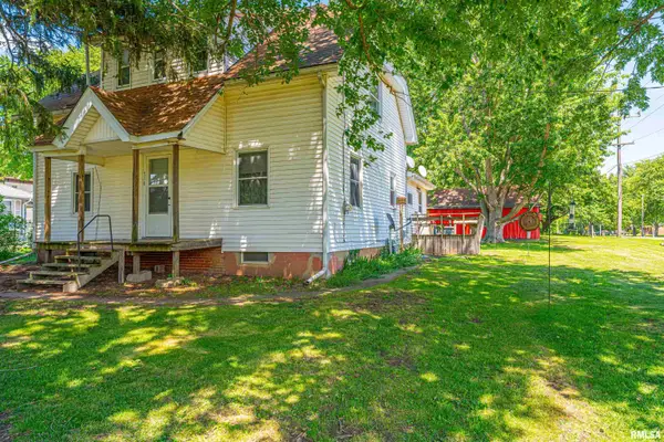 710 S Cedar Street, Delavan, IL 61734