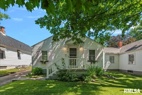 523 Wood Avenue, Springfield, IL 62702
