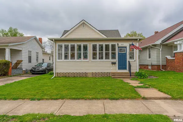 409 Woodlawn Road, Lincoln, IL 62656