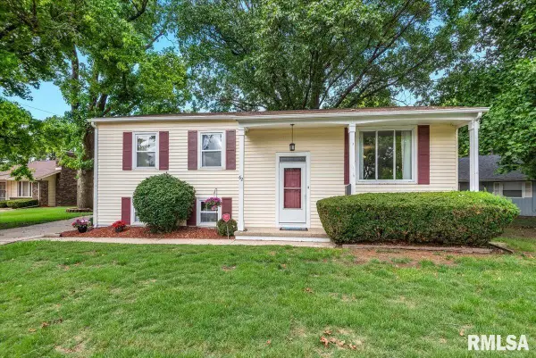 62 N Oxford Road, Springfield, IL 62702