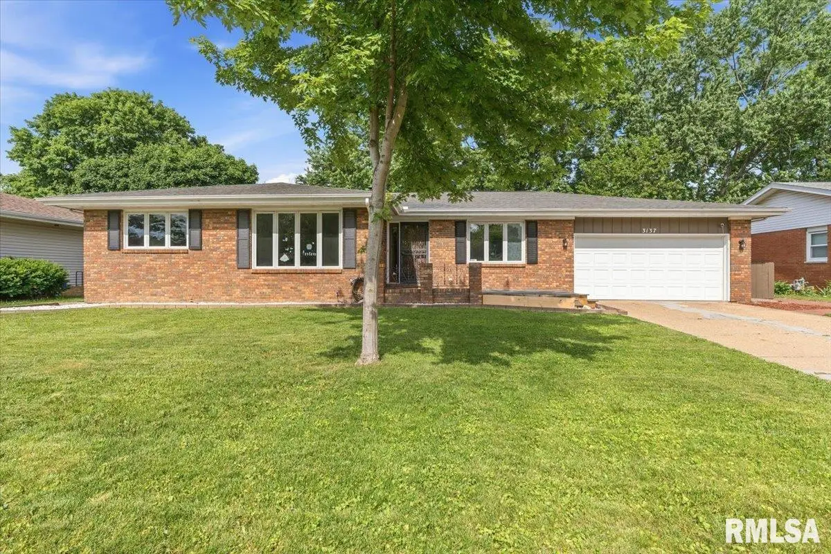 3137 Temple Drive, Springfield, IL 62704 - #1