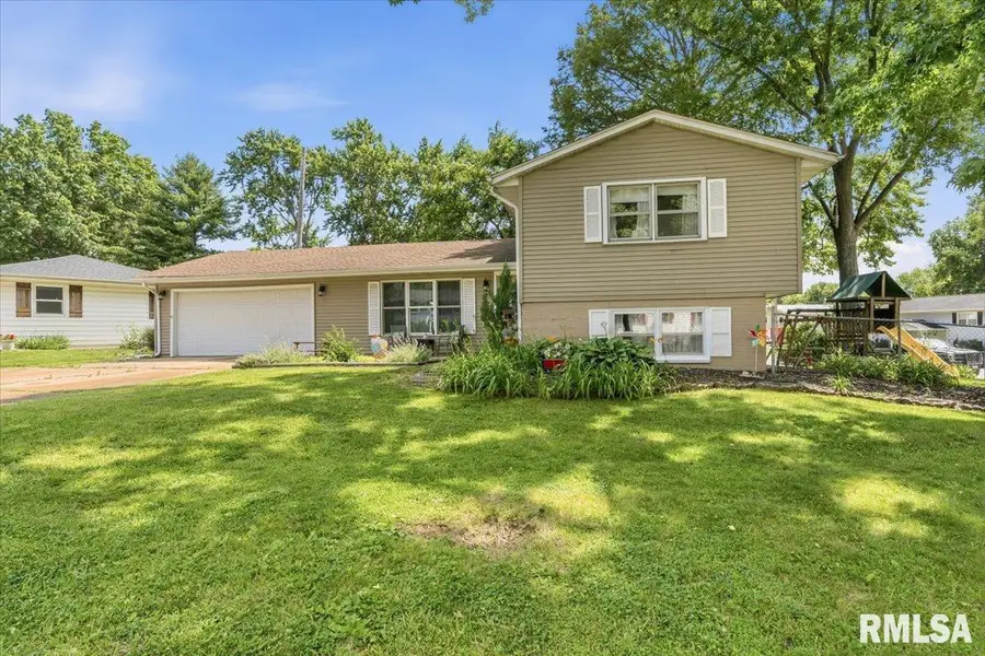 2 Lariat Drive, Springfield, IL 62702 - #2