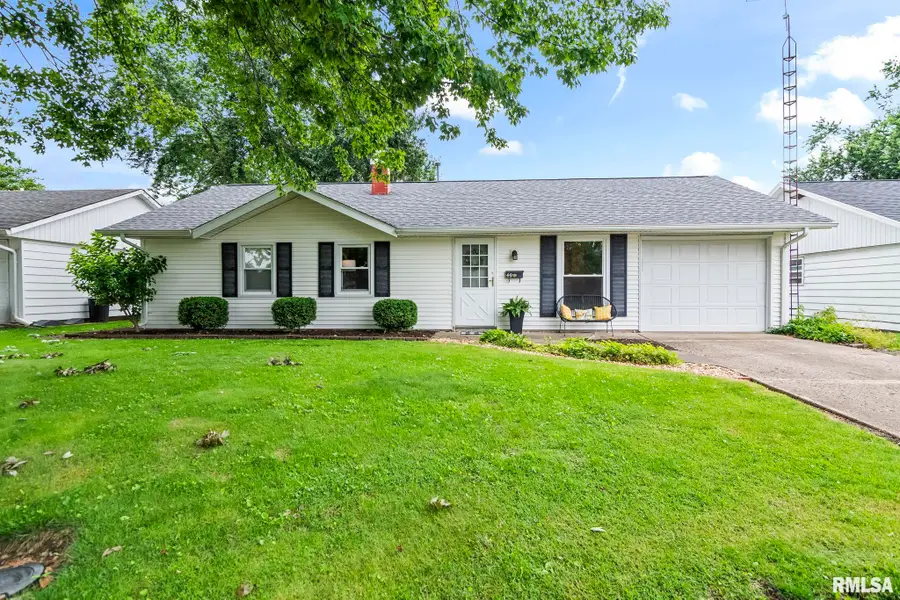 49 Westminister Drive, Chatham, IL 62629 - #3