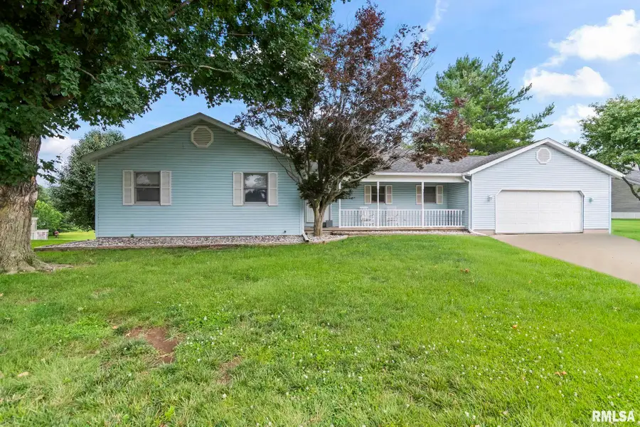 407 Charter Oak Drive, Sherman, IL 62684 - #2
