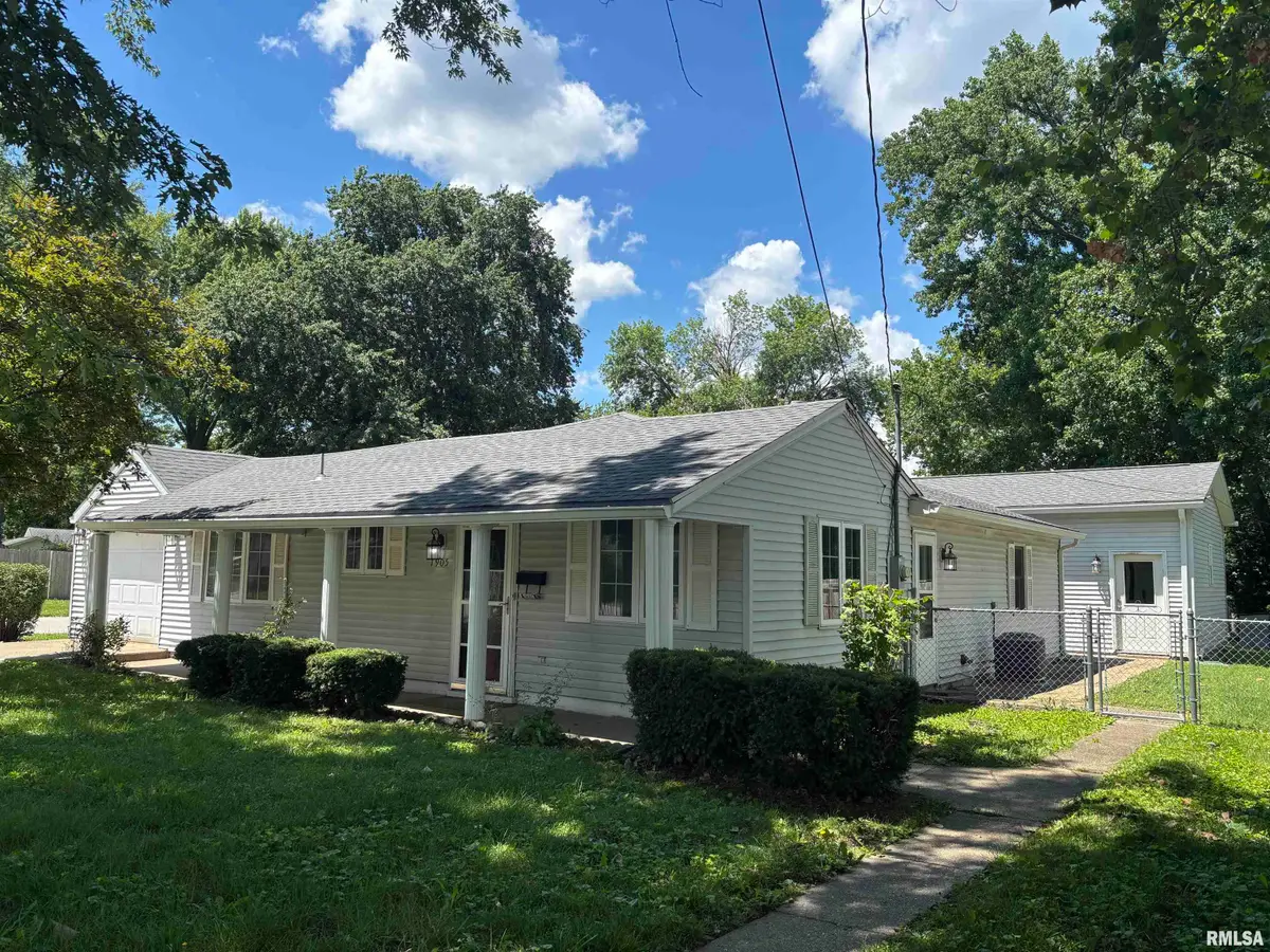 1905 Calhoun Avenue, Springfield, IL 62702 - #1