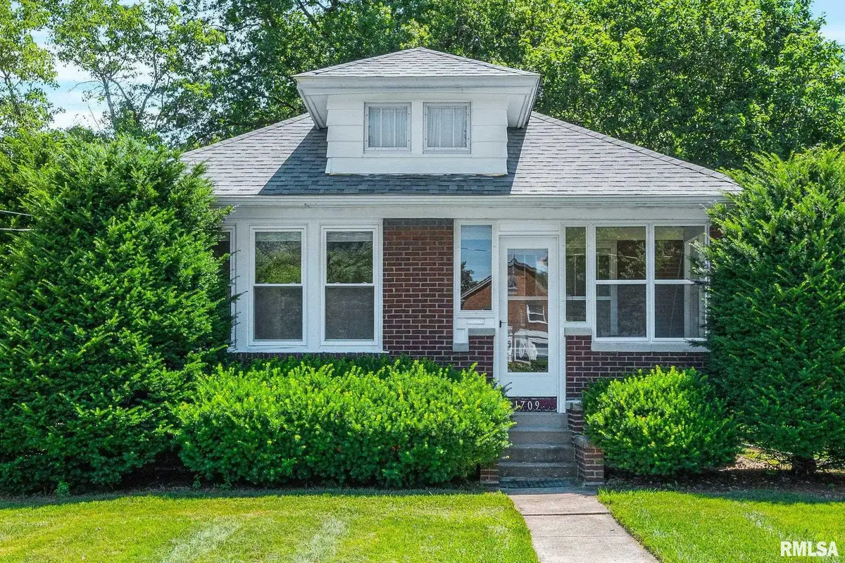 1709 N Prairie Street, Galesburg, IL 61401 - #1