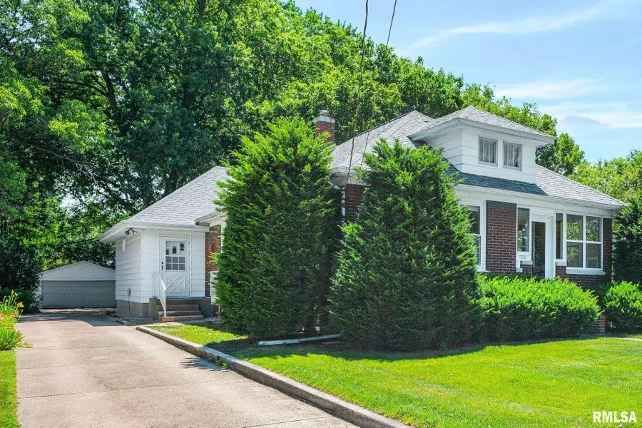 1709 N Prairie Street, Galesburg, IL 61401 - #2