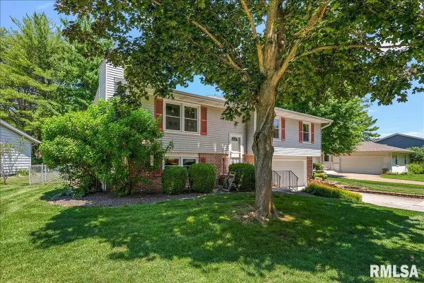 2629 Lemont Drive, Springfield, IL 62704