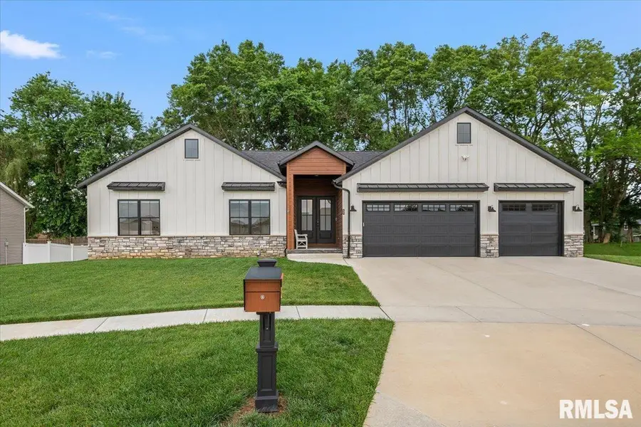 55 Firefly Court, Chatham, IL 62629 - #2